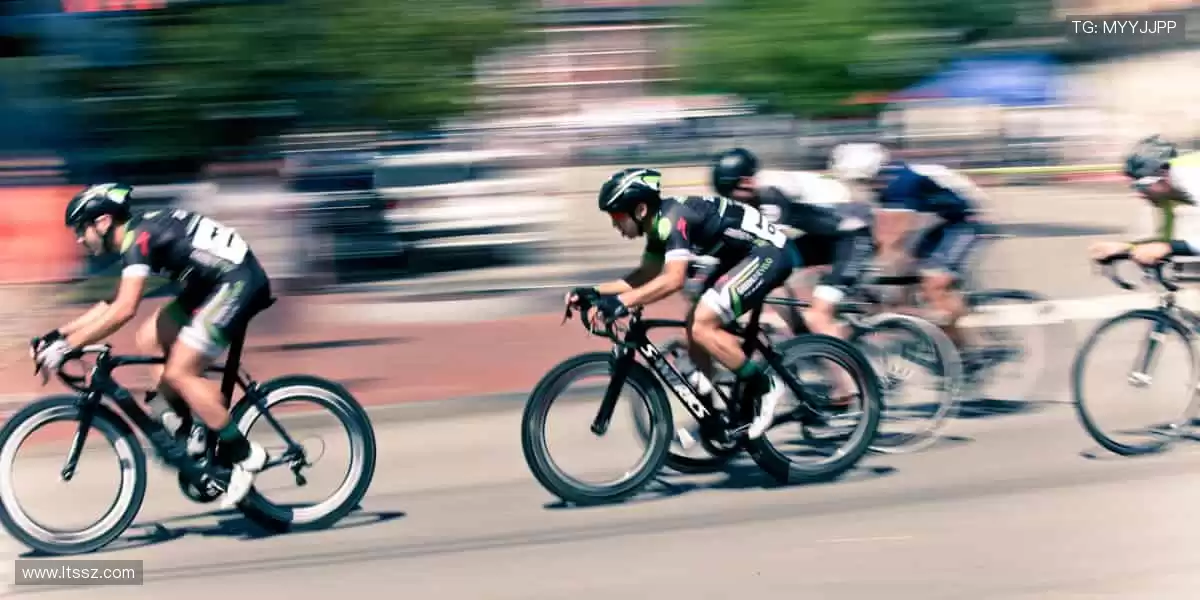 🎧 沉浸式解说,让每一次进球都震撼你的耳膜!🎙